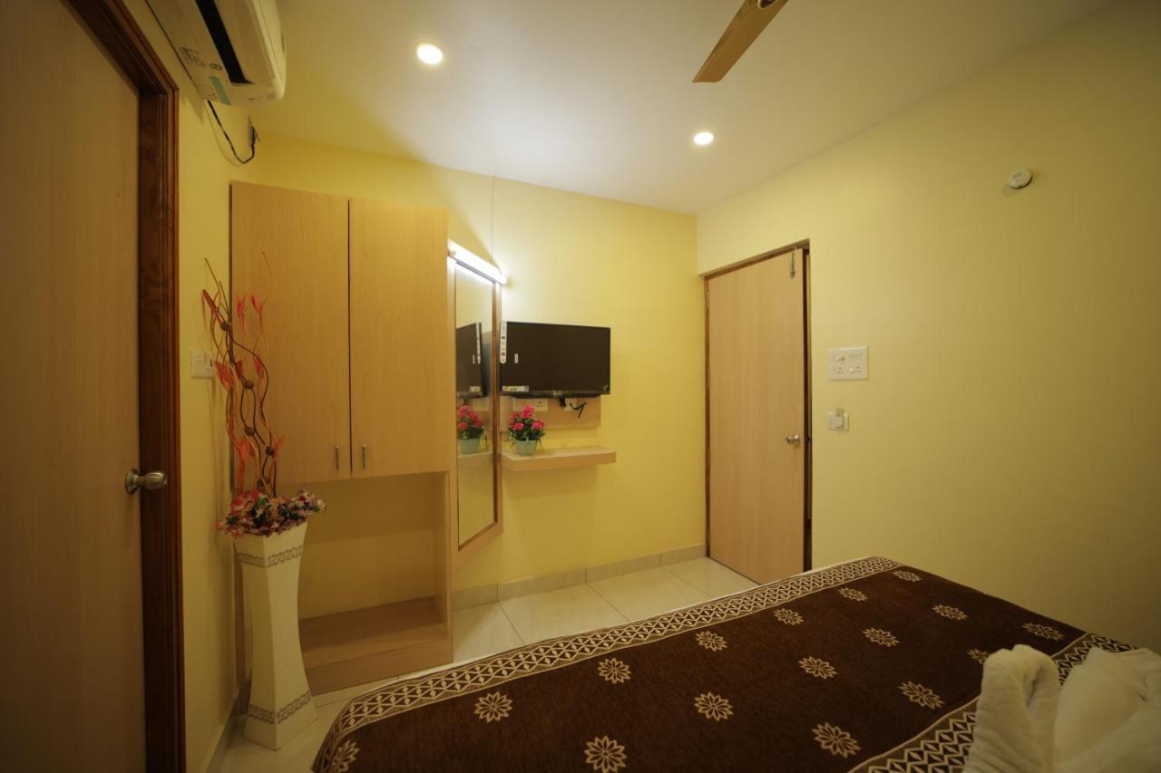 Nadanam Inn Puduccseri Kültér fotó